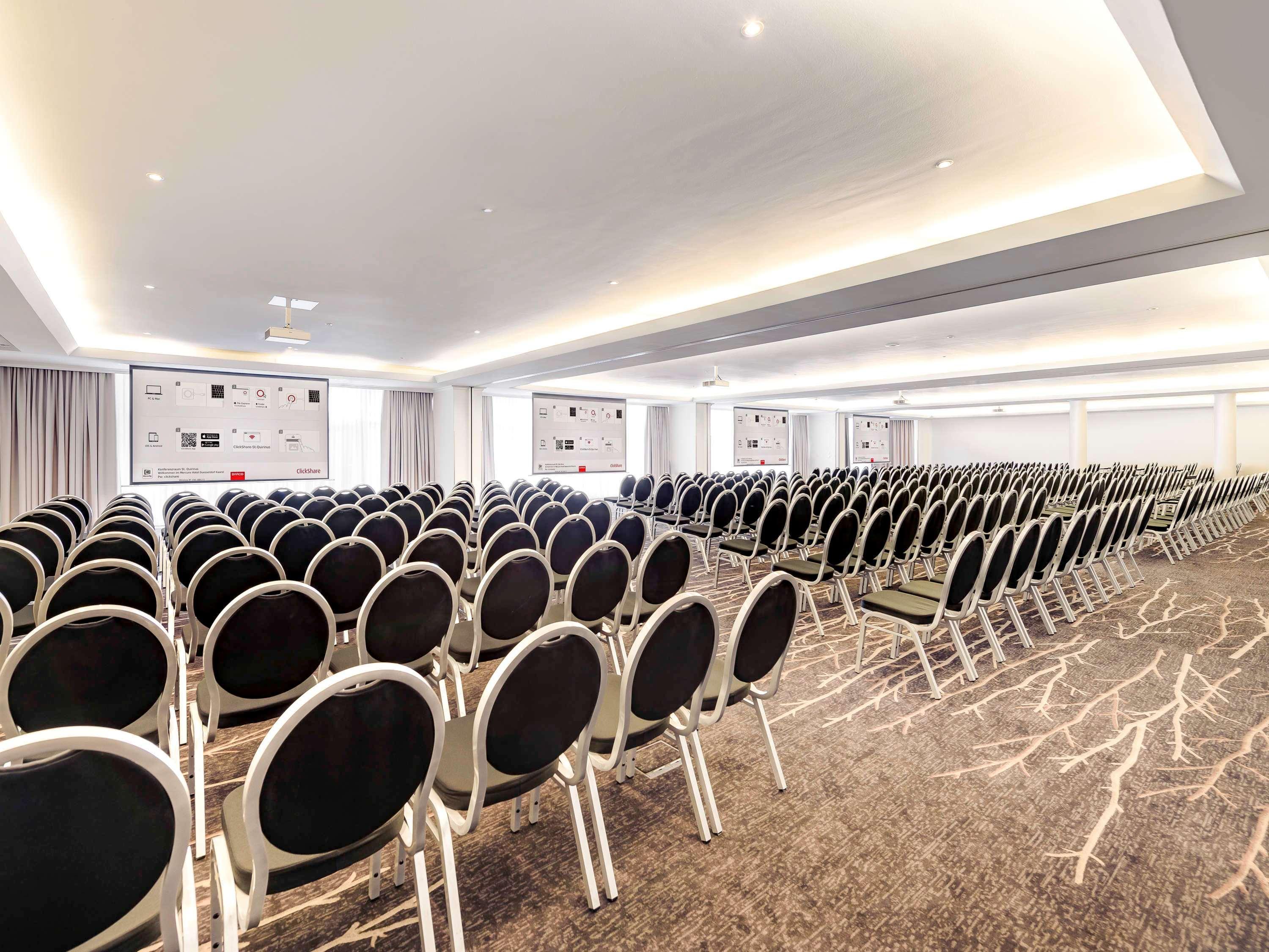 Mercure Duesseldorf Карст Екстериор снимка